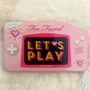 Too Faced Let’s Play Eyeshadow Pallet NWOT